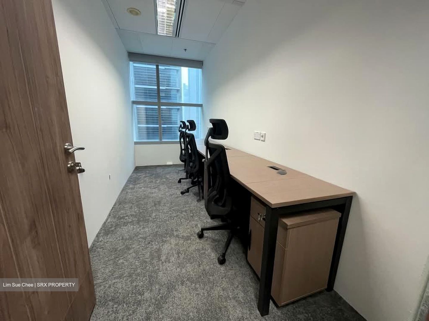 Sgx Centre Ii (D1), Office #581730001